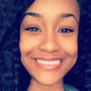 Meet your Posher, Aisha